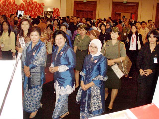 Ibu Ani SBY dan David Divinekids di JCC 7 Agustus 2009